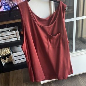 Women's Sleeveless Red Top